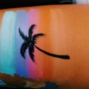 Meet your Posher, Kenzie